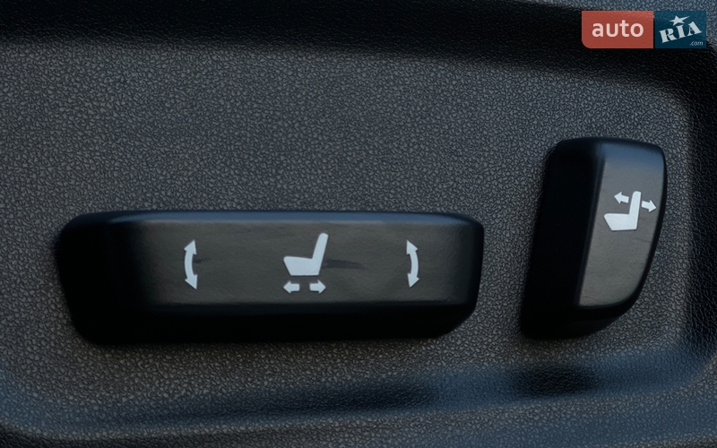 Внедорожник / Кроссовер Lexus RX 2019 в Львове