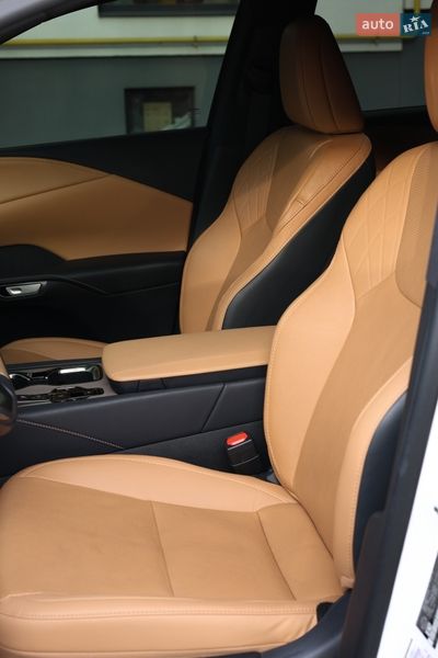 Позашляховик / Кросовер Lexus RX 2024 в Львові