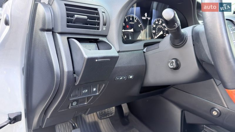 Позашляховик / Кросовер Lexus RX 2010 в Києві