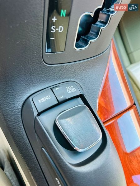 Внедорожник / Кроссовер Lexus RX 2010 в Солотвине