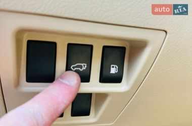 Внедорожник / Кроссовер Lexus RX 2010 в Солотвине