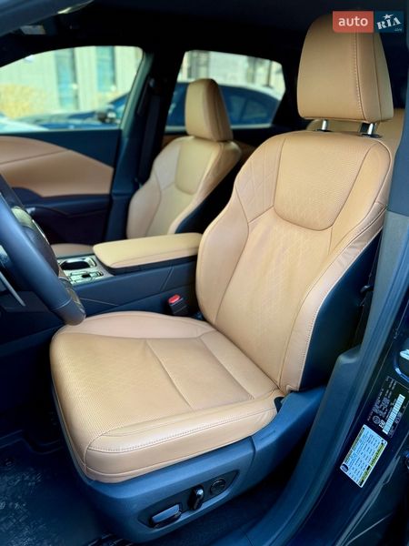 Внедорожник / Кроссовер Lexus RX 2024 в Киеве