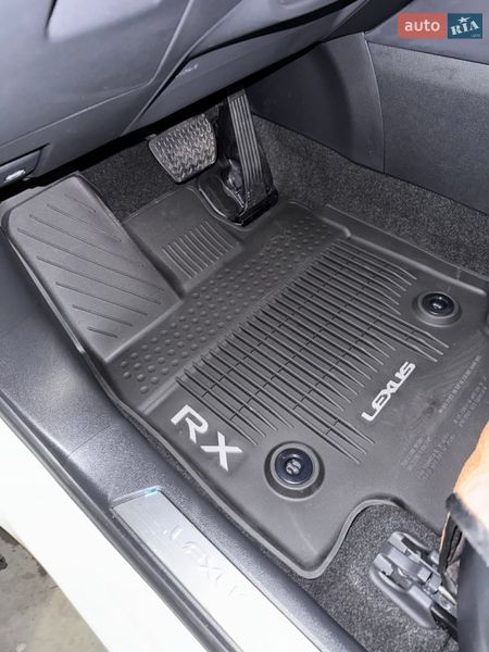 Внедорожник / Кроссовер Lexus RX 2023 в Черновцах