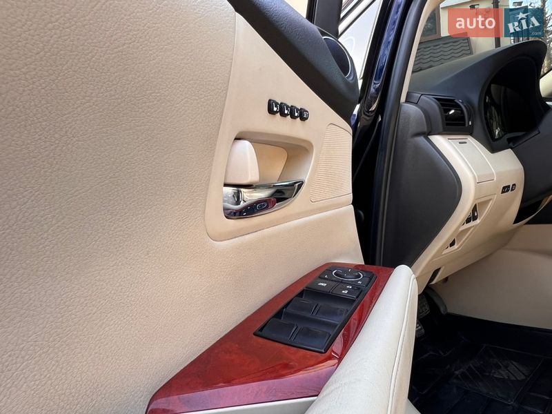 Позашляховик / Кросовер Lexus RX 2010 в Трускавці