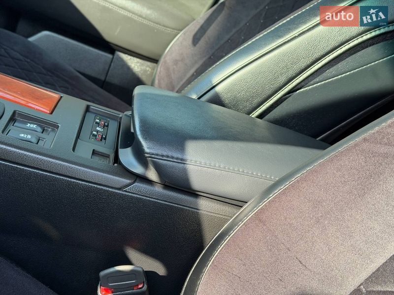 Внедорожник / Кроссовер Lexus RX 2011 в Ахтырке