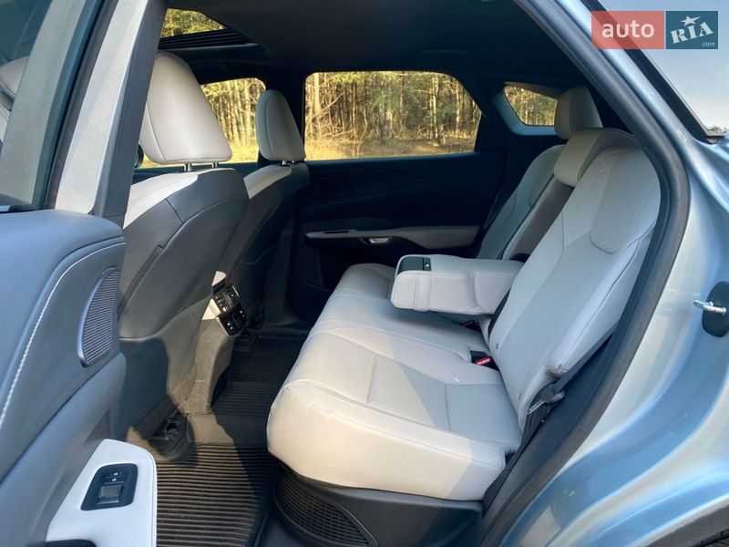 Внедорожник / Кроссовер Lexus RX 2023 в Харькове