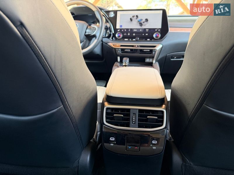 Внедорожник / Кроссовер Lexus RX 2023 в Ужгороде