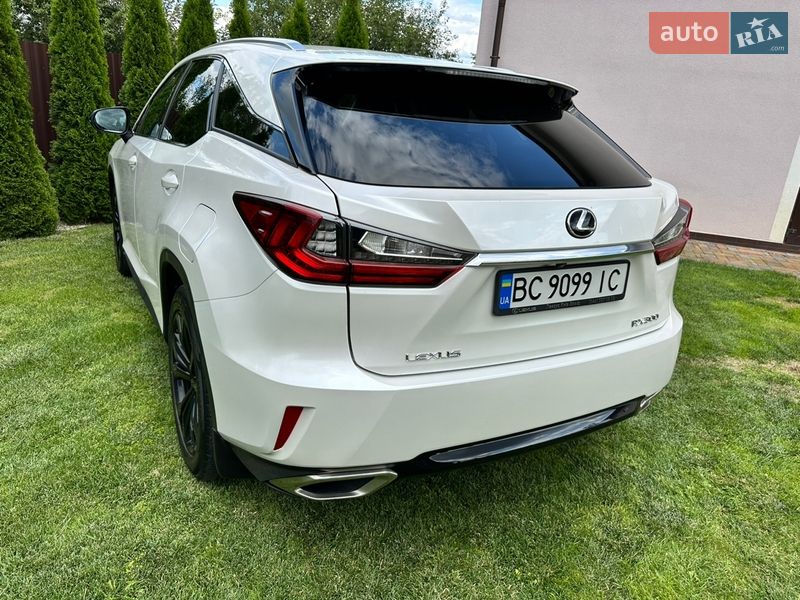 Внедорожник / Кроссовер Lexus RX 2018 в Стрые