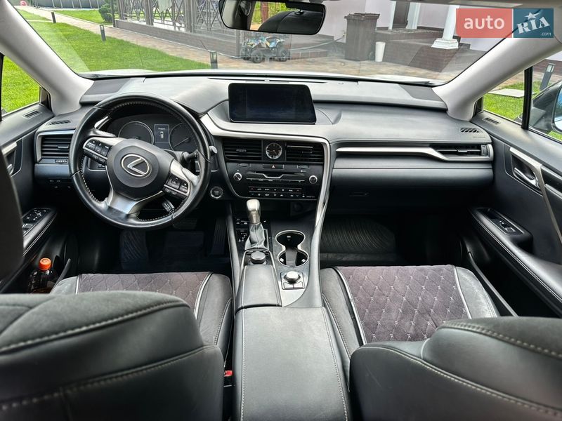 Внедорожник / Кроссовер Lexus RX 2018 в Стрые