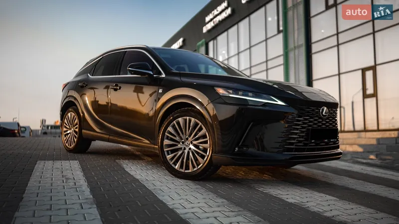 Lexus RX 2024