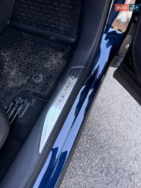 Внедорожник / Кроссовер Lexus RX 2023 в Днепре