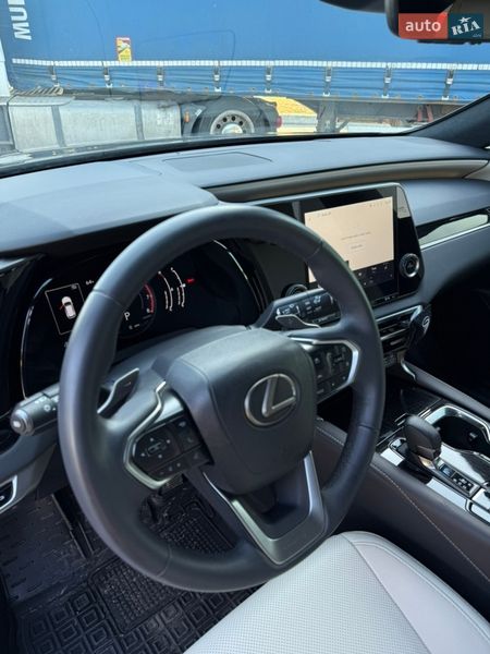 Внедорожник / Кроссовер Lexus RX 2023 в Днепре