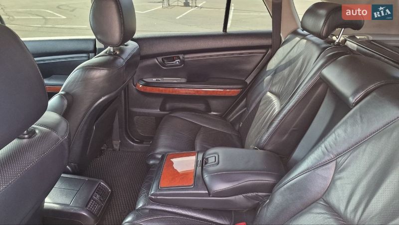 Внедорожник / Кроссовер Lexus RX 2004 в Днепре