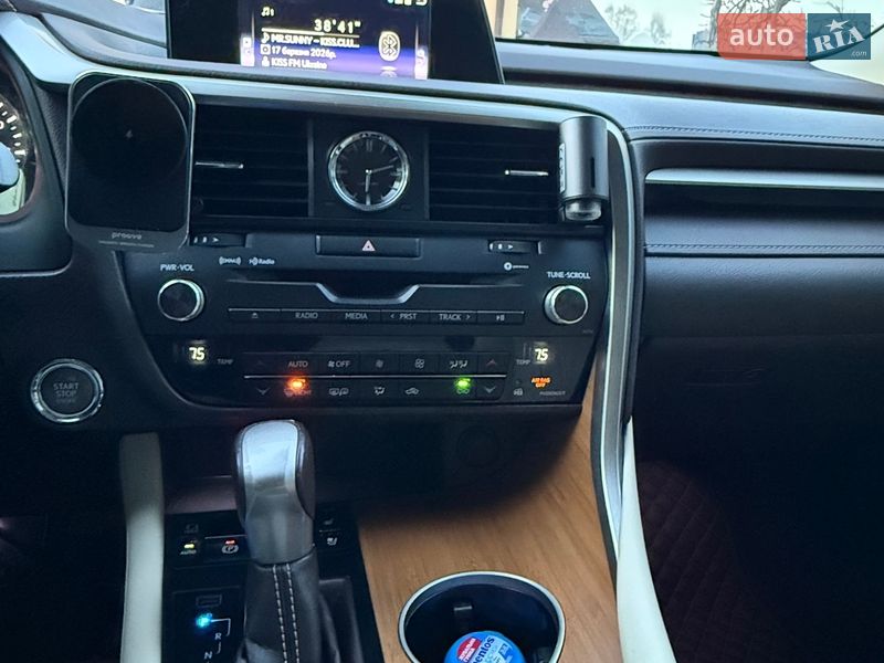 Внедорожник / Кроссовер Lexus RX 2017 в Бершади фото 6 Внедорожник / Кроссовер Lexus RX 2017 в Бершади