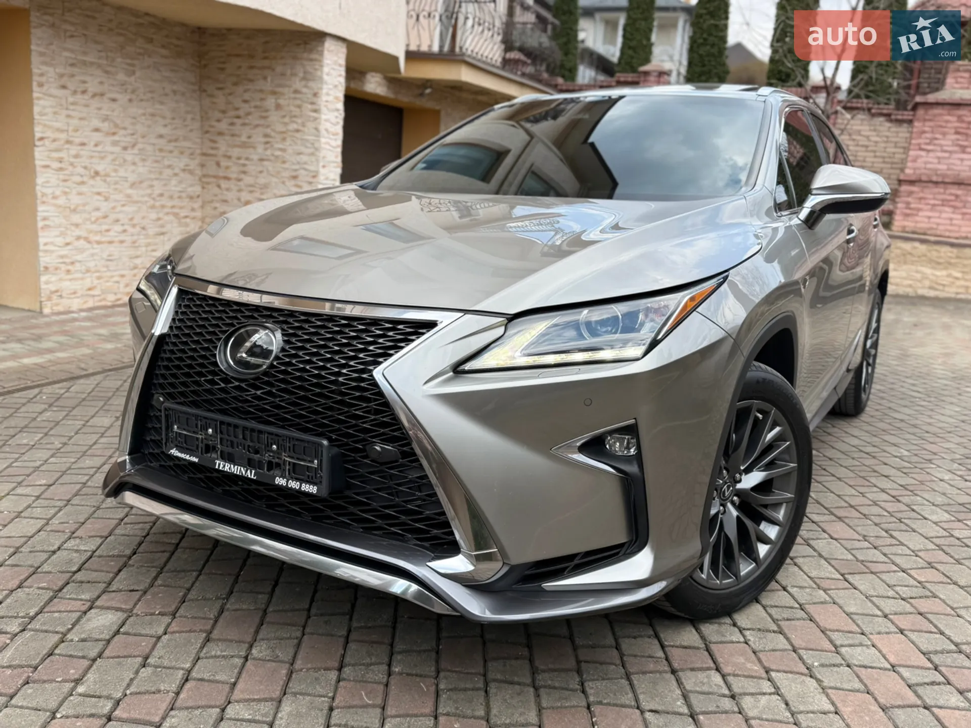 2017 Lexus RX - фото 1