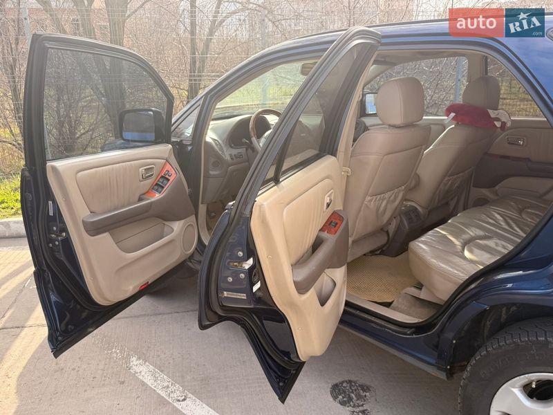 Внедорожник / Кроссовер Lexus RX 2003 в Одессе
