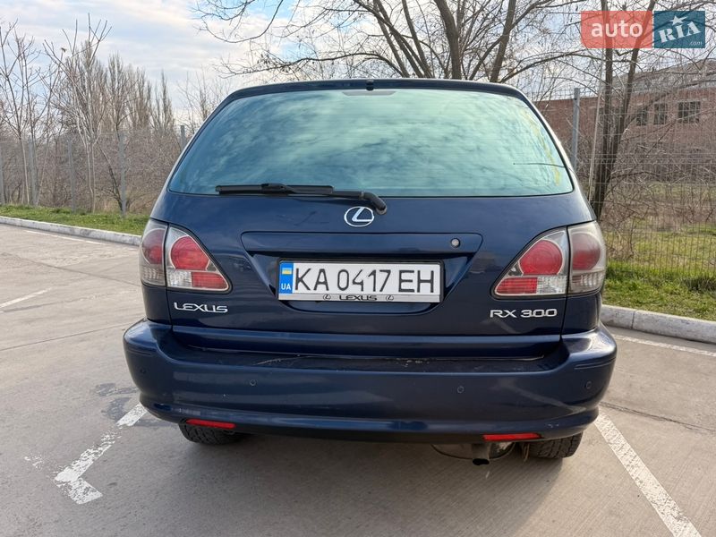Внедорожник / Кроссовер Lexus RX 2003 в Одессе
