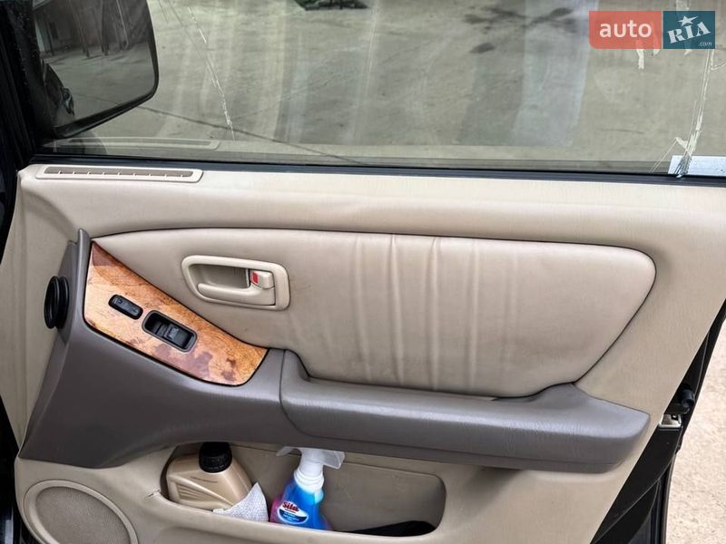 Позашляховик / Кросовер Lexus RX 1999 в Білгороді-Дністровському