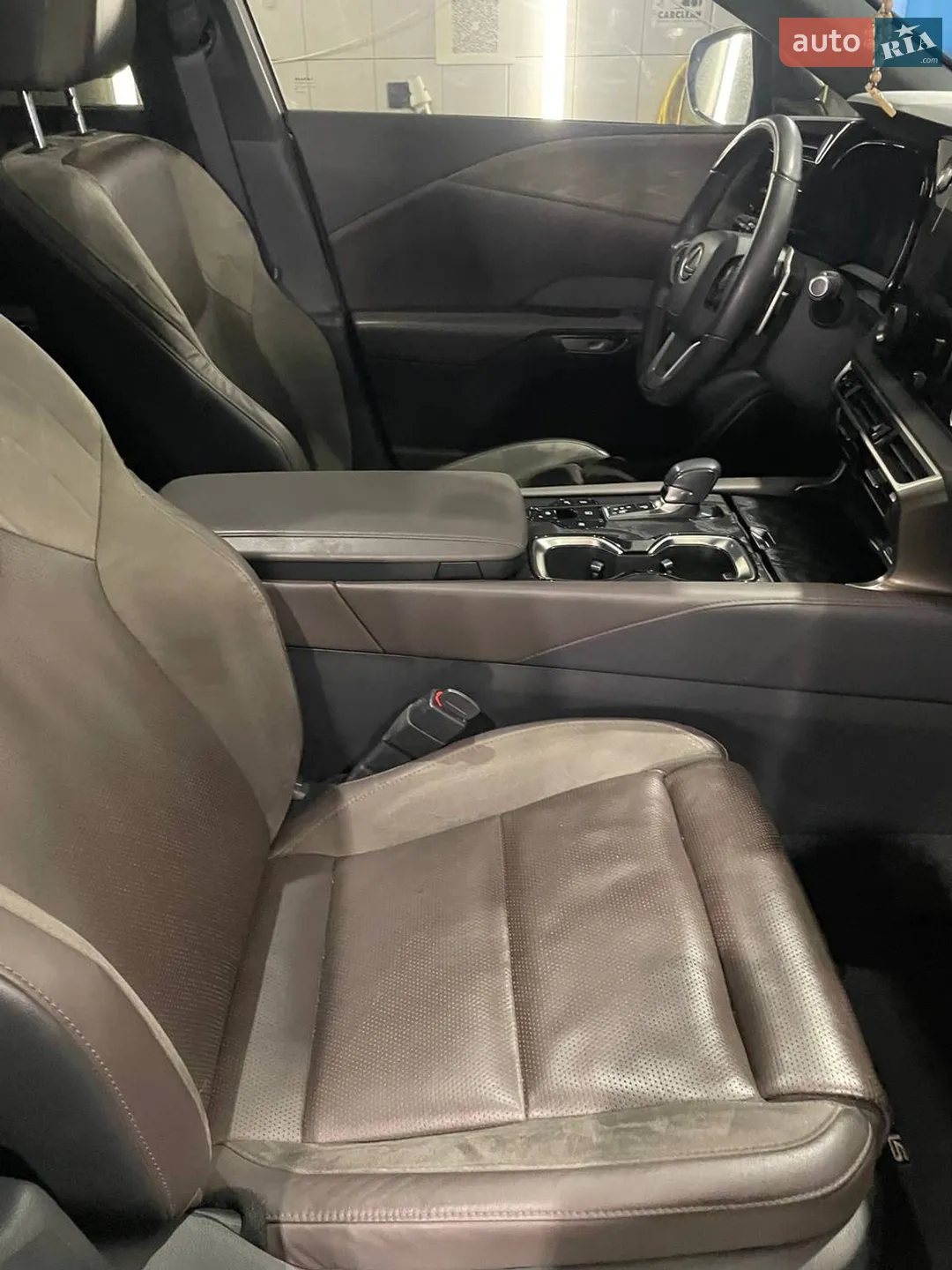 2023 Lexus RX - мініатюра 27
