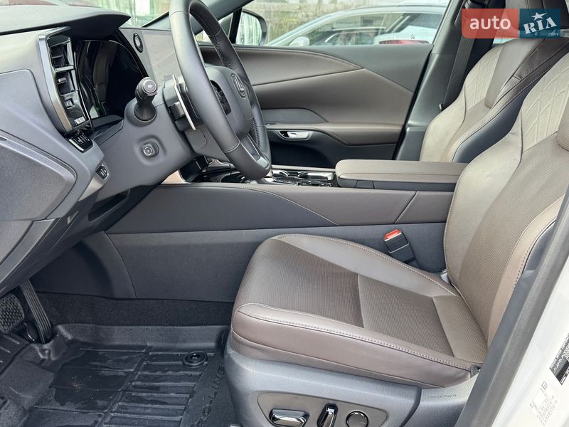 Внедорожник / Кроссовер Lexus RX 2024 в Киеве