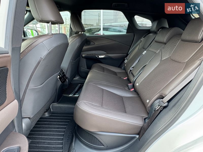 Внедорожник / Кроссовер Lexus RX 2024 в Киеве