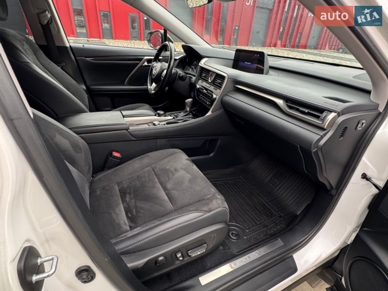 Внедорожник / Кроссовер Lexus RX 2018 в Львове
