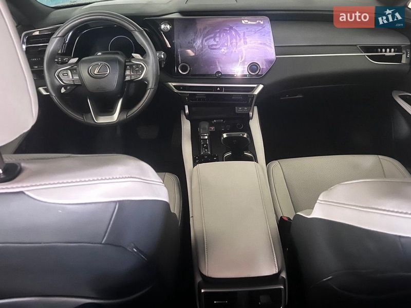 Внедорожник / Кроссовер Lexus RX 2023 в Сколе