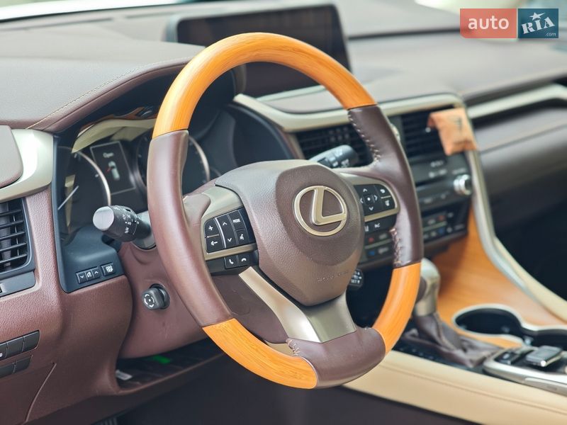 Внедорожник / Кроссовер Lexus RX 2017 в Одессе