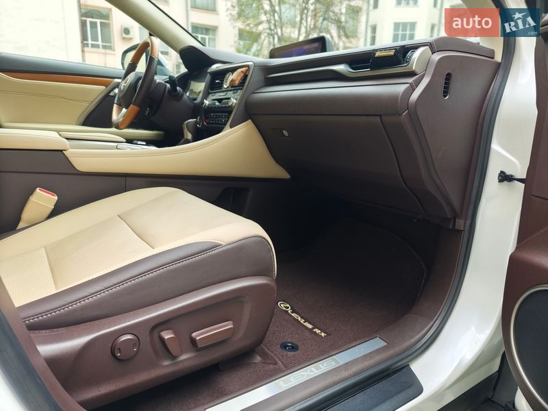 Внедорожник / Кроссовер Lexus RX 2017 в Одессе