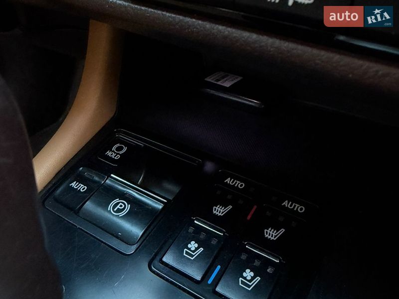 Внедорожник / Кроссовер Lexus RX 2017 в Киеве