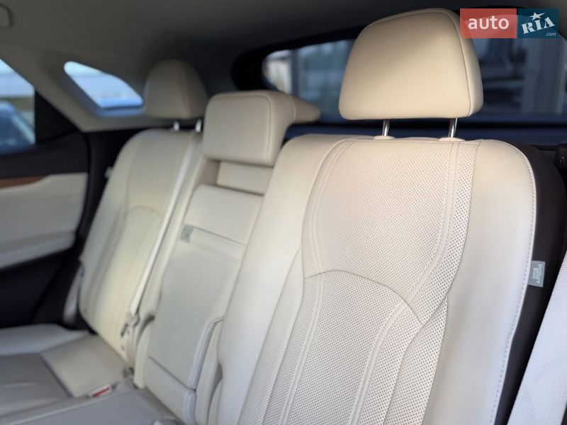 Внедорожник / Кроссовер Lexus RX 2017 в Тернополе фото 17 Внедорожник / Кроссовер Lexus RX 2017 в Тернополе