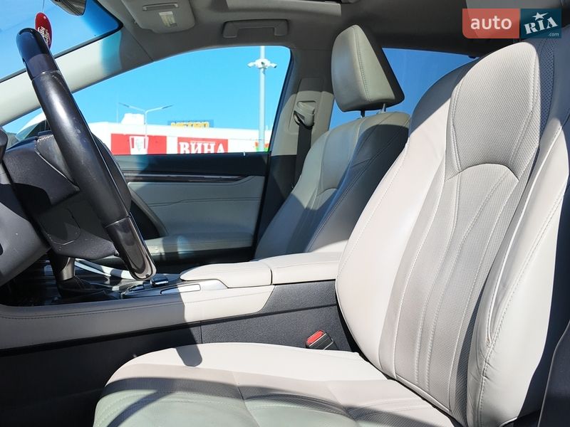 Позашляховик / Кросовер Lexus RX 2016 в Одесі фото 13 Позашляховик / Кросовер Lexus RX 2016 в Одесі