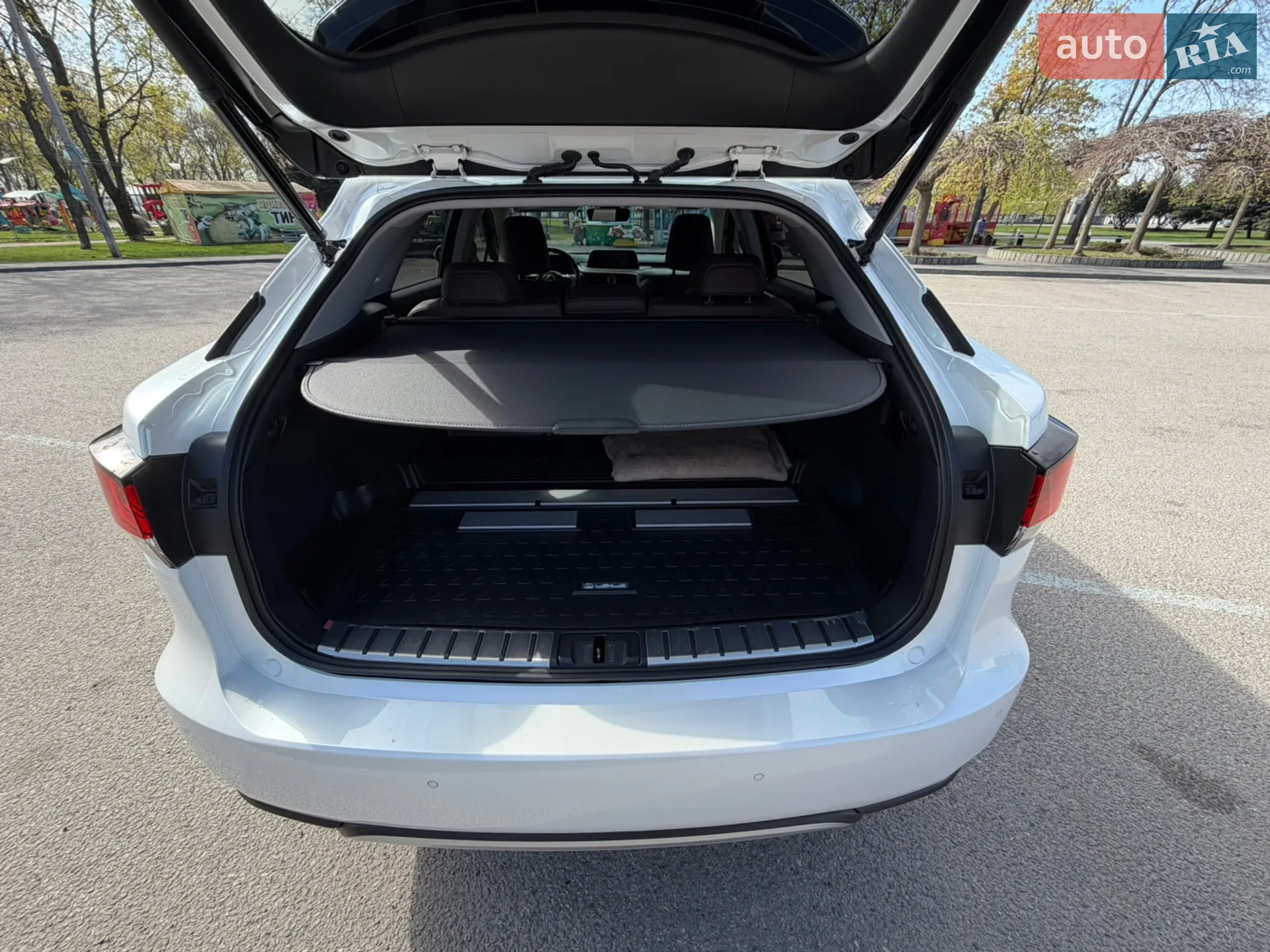 Lexus RX 2021 VIN JTJBAMCA102160603 фото оголошення 5 з 5