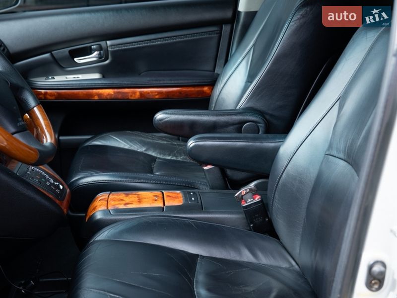 Внедорожник / Кроссовер Lexus RX 2004 в Полтаве