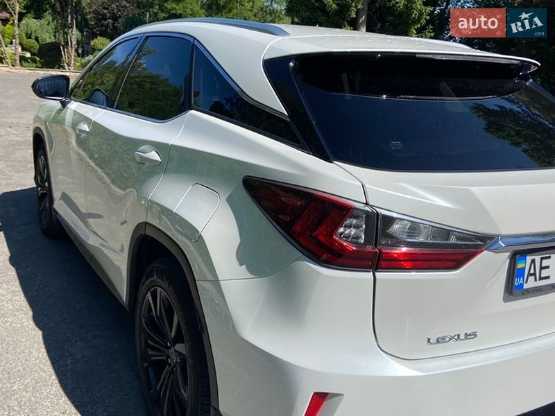 Внедорожник / Кроссовер Lexus RX 2018 в Тернополе