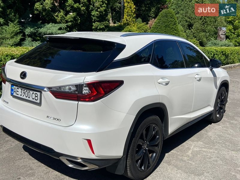 Внедорожник / Кроссовер Lexus RX 2018 в Тернополе