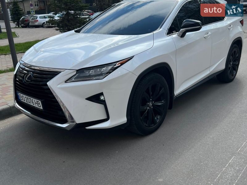 Внедорожник / Кроссовер Lexus RX 2018 в Тернополе