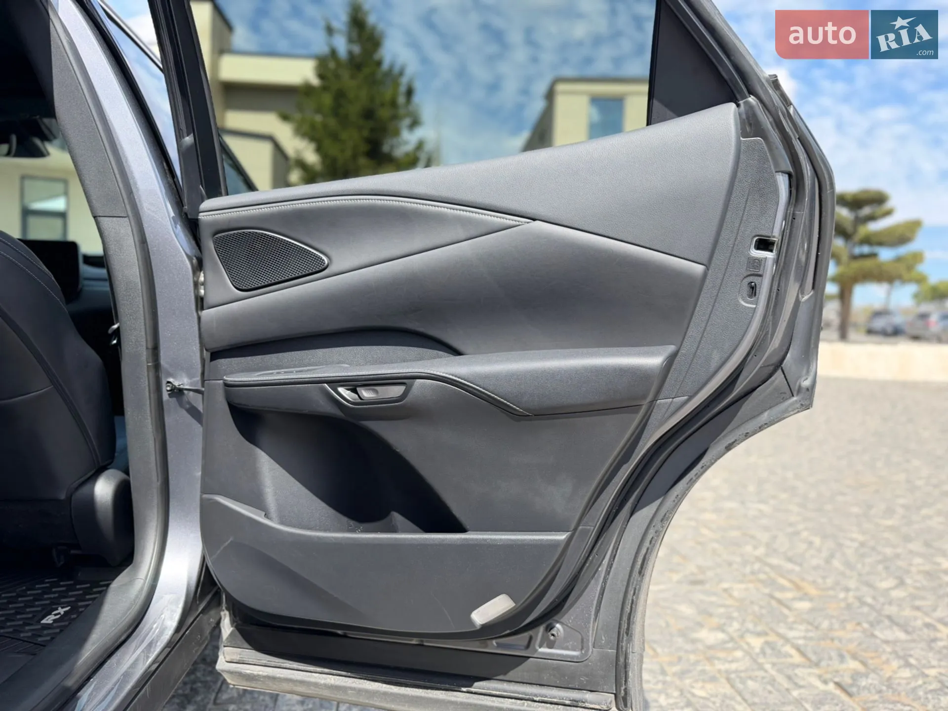 2023 Lexus RX - мініатюра 44