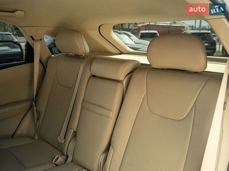 Внедорожник / Кроссовер Lexus RX 2015 в Черновцах