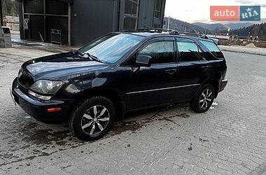 Внедорожник / Кроссовер Lexus RX 2002 в Яремче