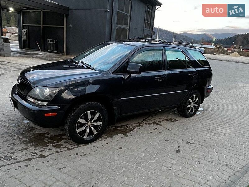 Внедорожник / Кроссовер Lexus RX 2002 в Яремче