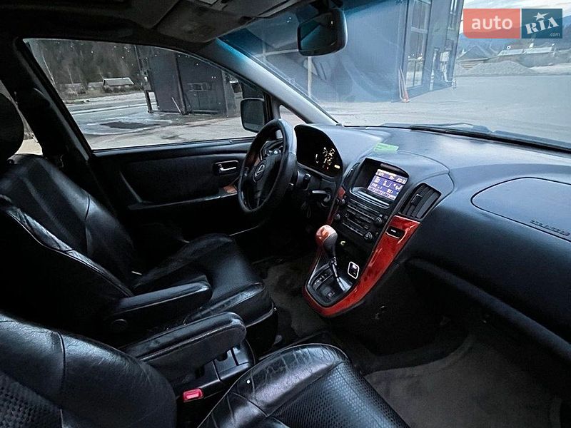 Внедорожник / Кроссовер Lexus RX 2002 в Яремче