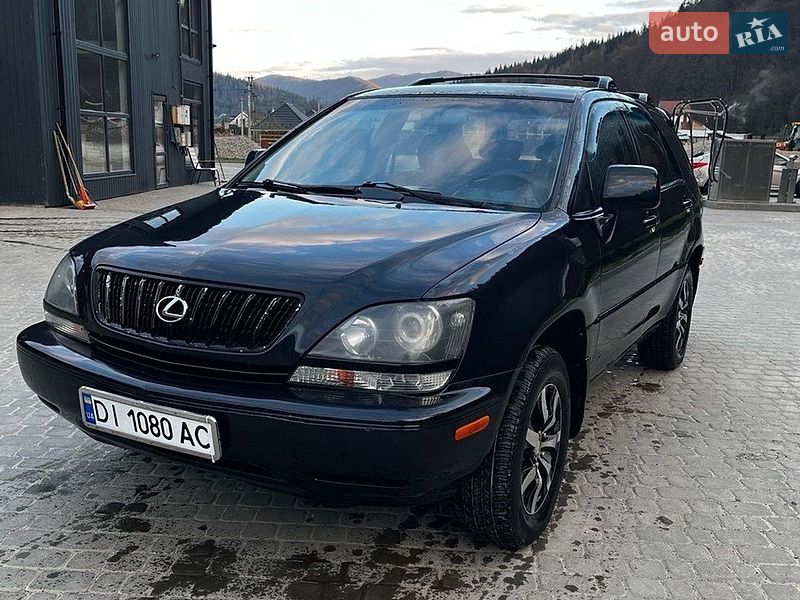 Внедорожник / Кроссовер Lexus RX 2002 в Яремче