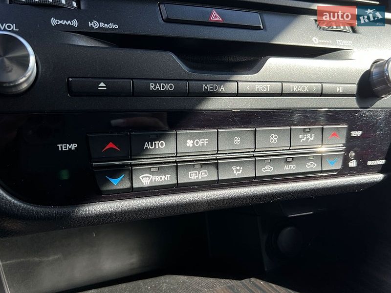 Внедорожник / Кроссовер Lexus RX 2016 в Львове