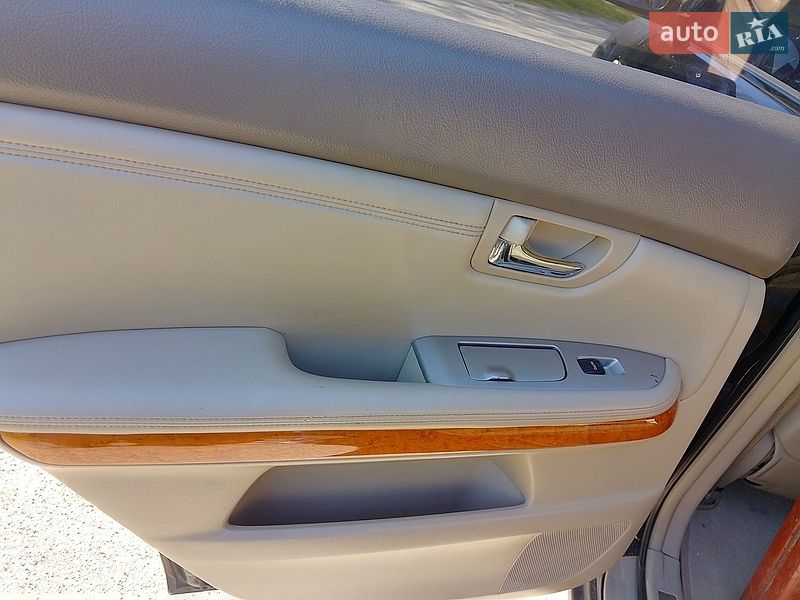 Внедорожник / Кроссовер Lexus RX 2006 в Белой Церкви