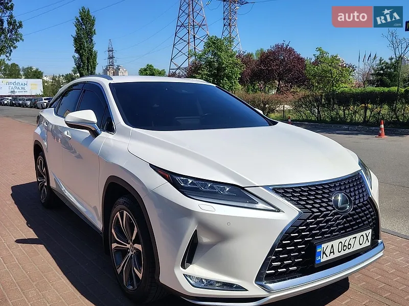 Lexus RX 2019