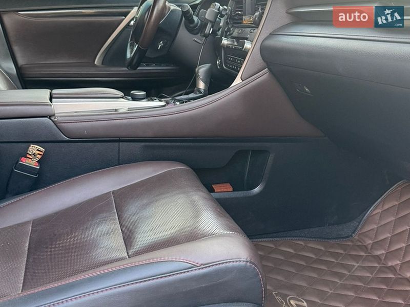 Внедорожник / Кроссовер Lexus RX 2018 в Змиеве