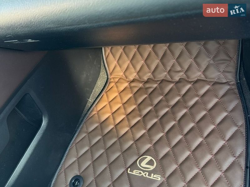 Внедорожник / Кроссовер Lexus RX 2018 в Змиеве
