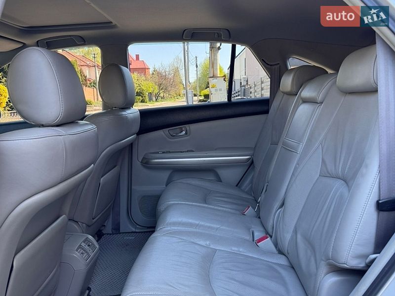 Внедорожник / Кроссовер Lexus RX 2005 в Петропавловской Борщаговке