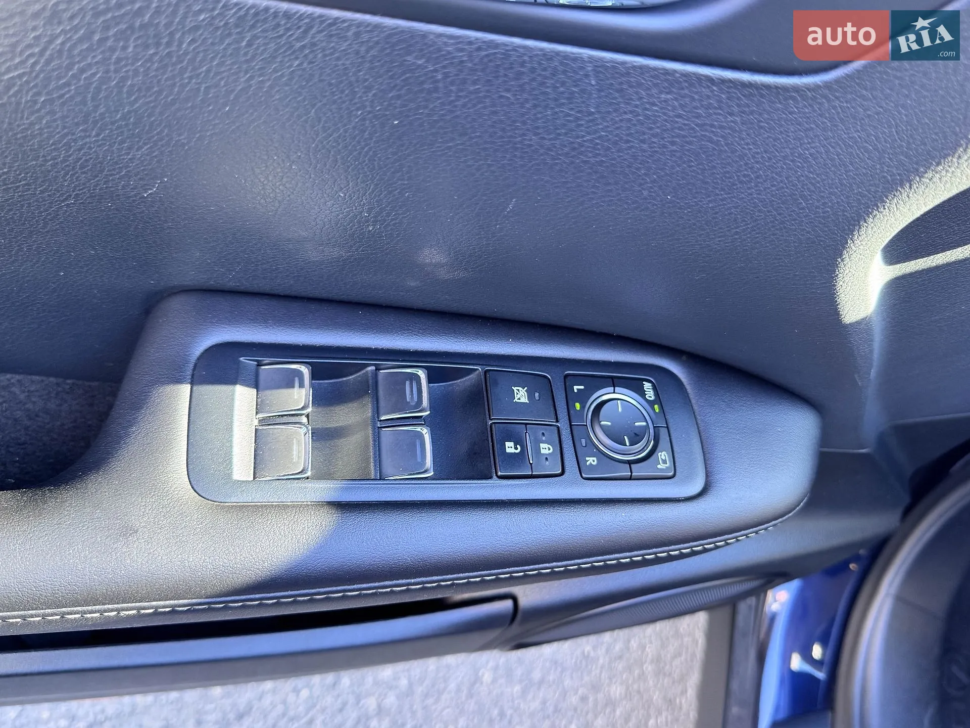 2019 Lexus RX - мініатюра 17